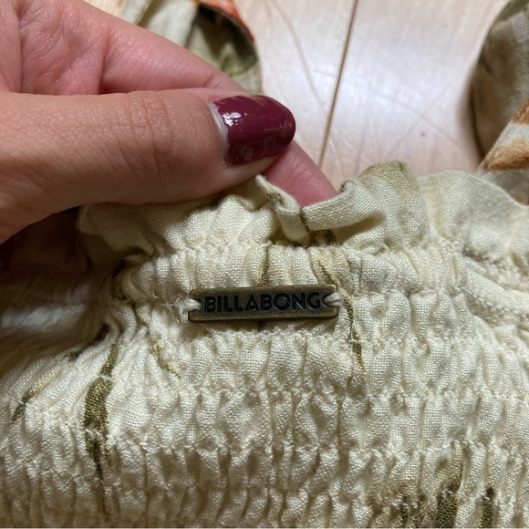 Billabong romper - Picture 7 of 9